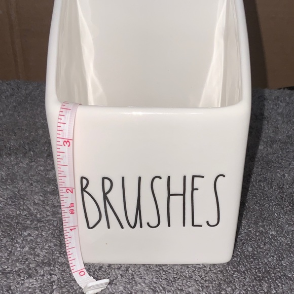 Rae Dunn BRUSHES holder - Picture 9 of 10